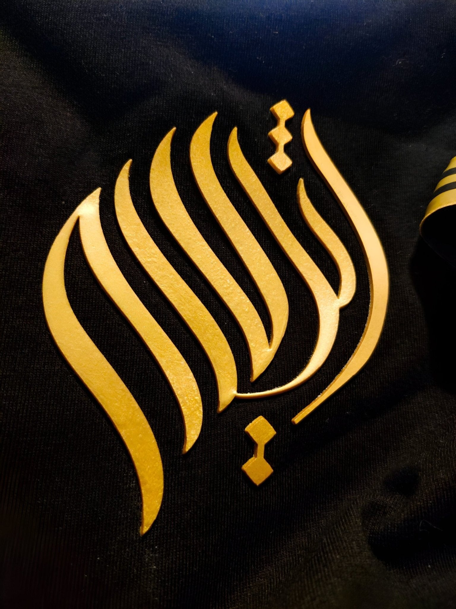 Golden Elastic Cuff Long - line T-shirt - AthariWear