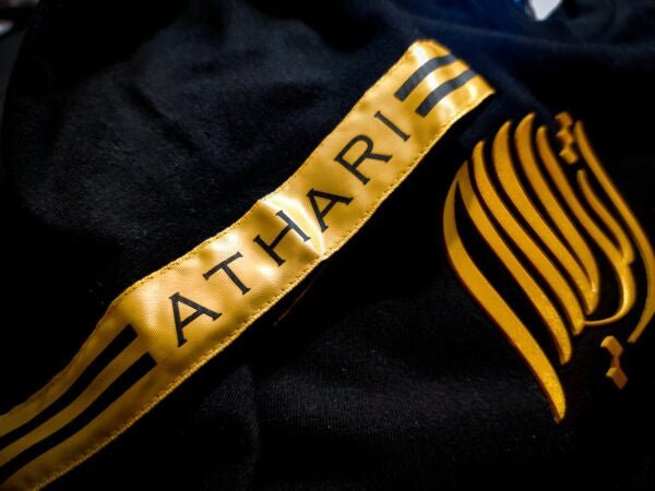 Golden Elastic Cuff Long - line T-shirt - AthariWear