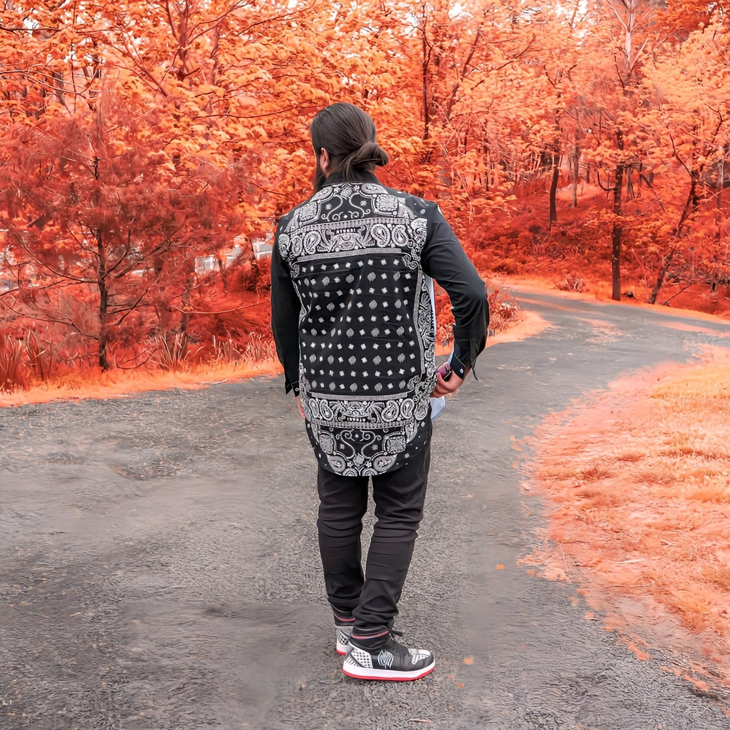 Paisley Bandana Long - line Shirt - AthariWear