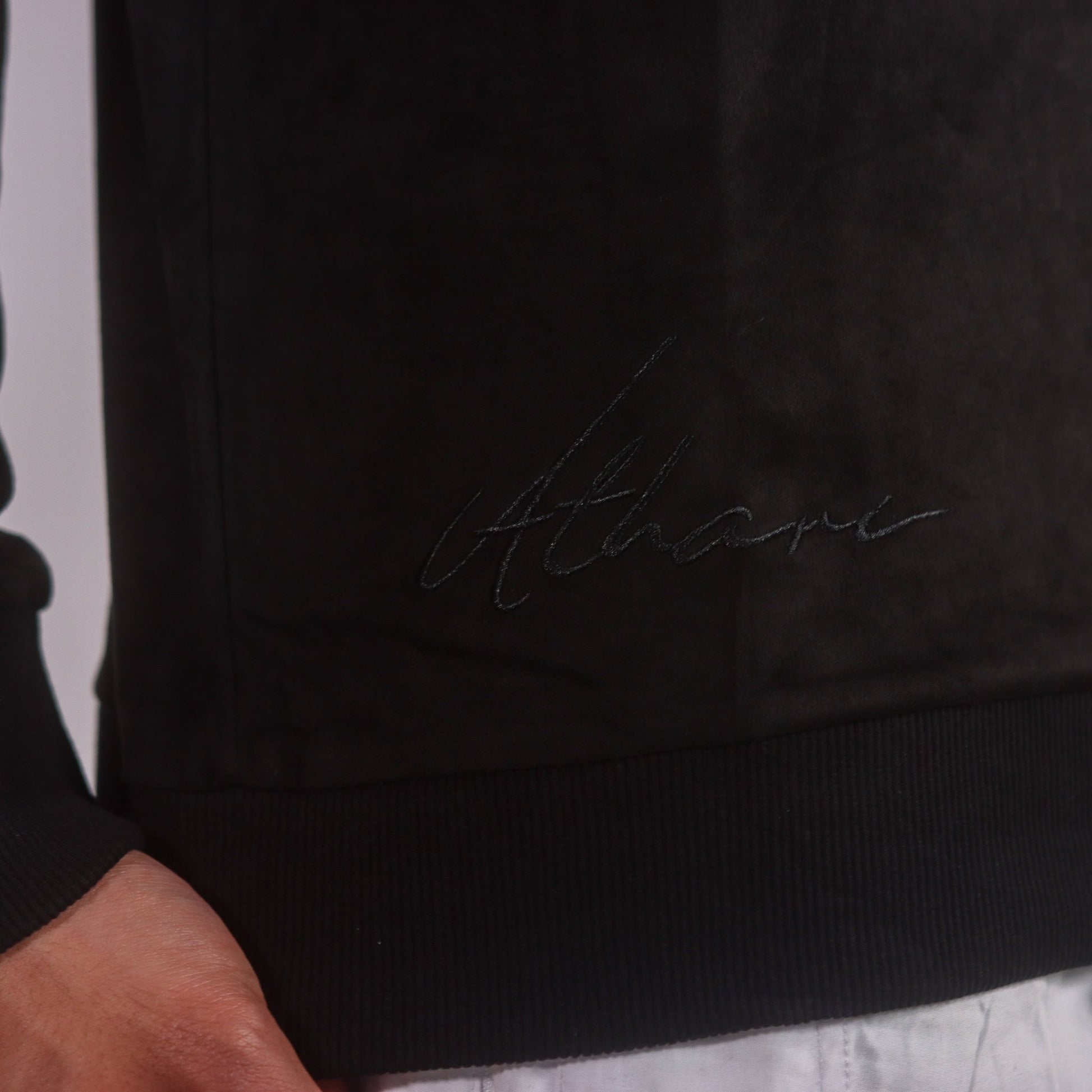Royal Suede Sweatshirt | Black - AthariWear