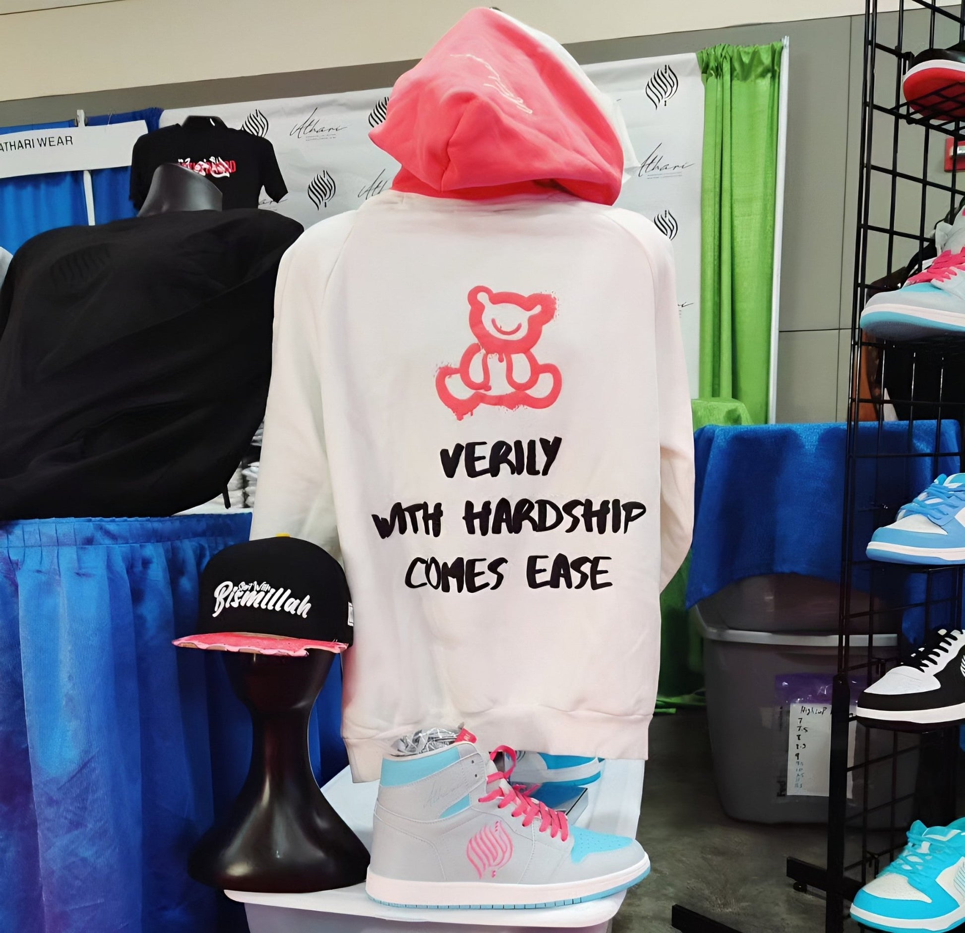 Teddy Bear Puff Print Hoodie - AthariWear